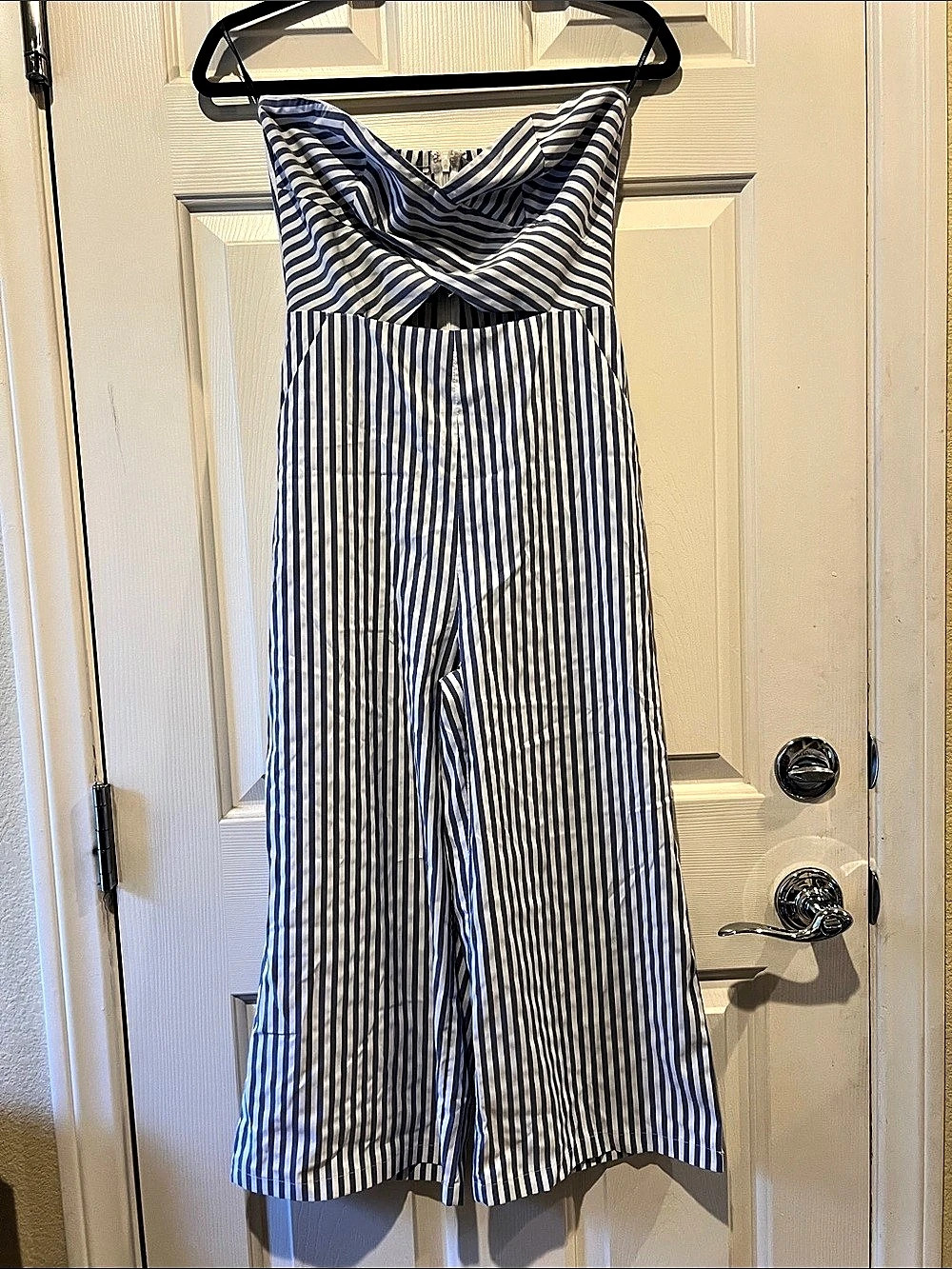 Forever 21 Striped Wide Leg Jumpsuit Size Small